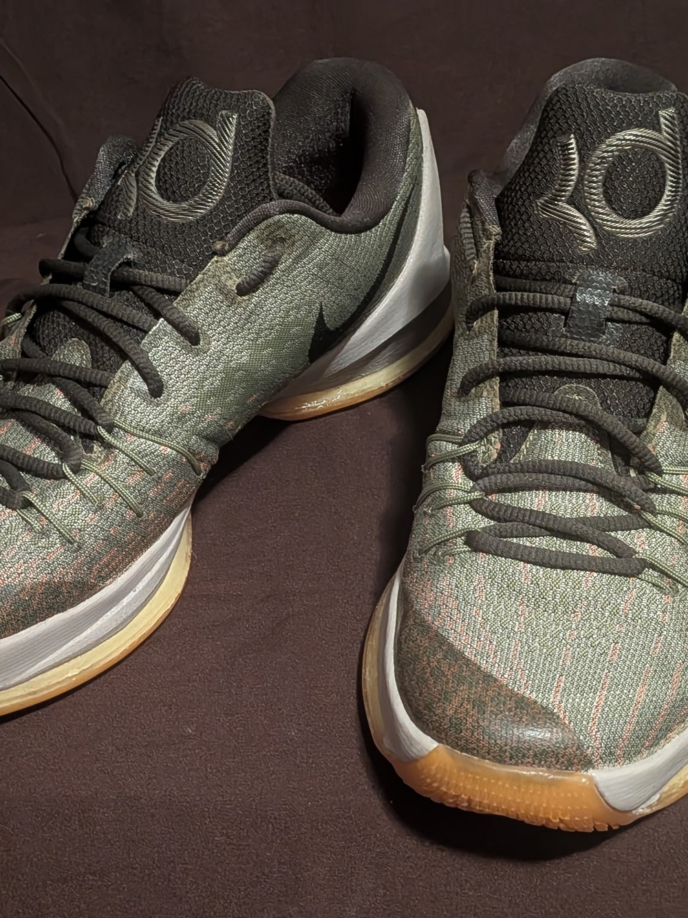 Nike KD Men’s Low-Top Sneakers in Olive Green and Black